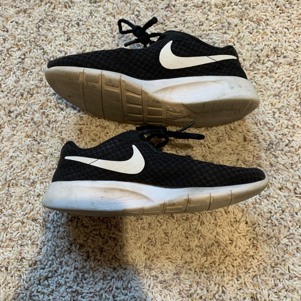 NIKE Kids Roche’s - Picture 2 of 4